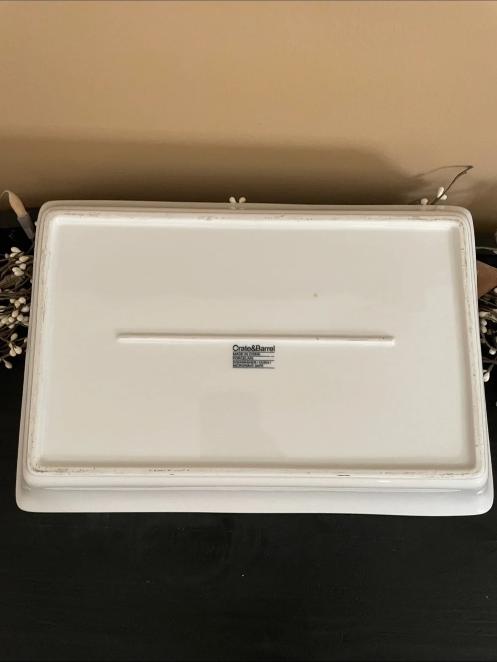 Like New Crate & Barrel White Rectangular Baking/Serving Dish